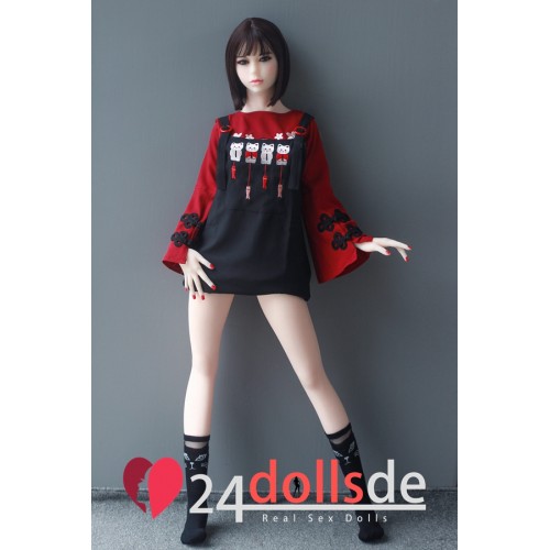 Perücken sind ein attraktives Merkmal von Sexpuppen