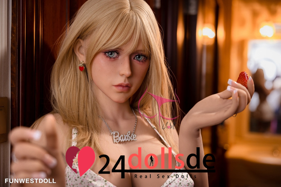 Jacquelyn echte realdolls