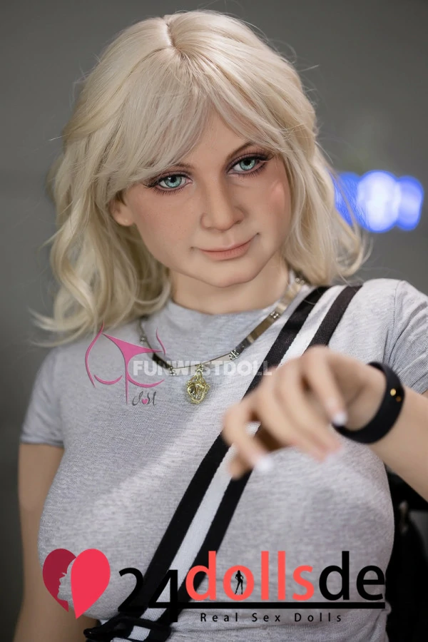 G-Cup Sexpuppe Preis Riesen Brüste