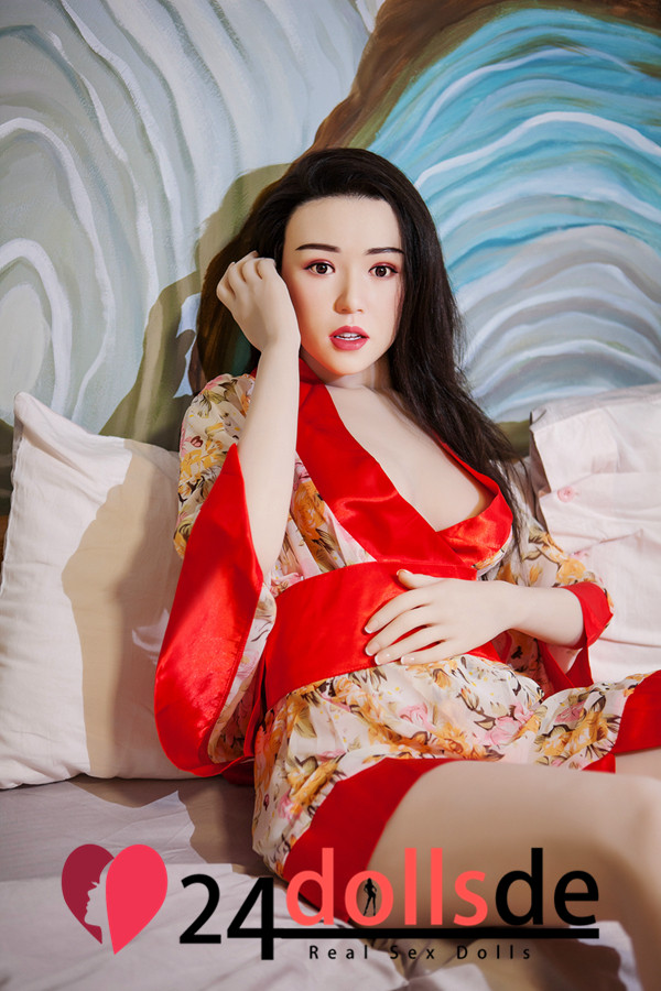 Beauty sex doll
