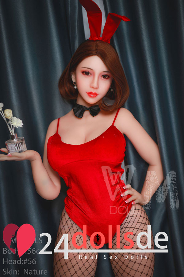 Milf SexDoll Lindie 