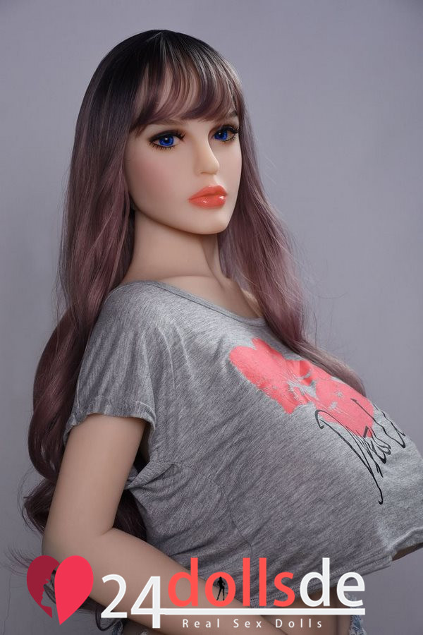 Felizitas Große Brüste doll