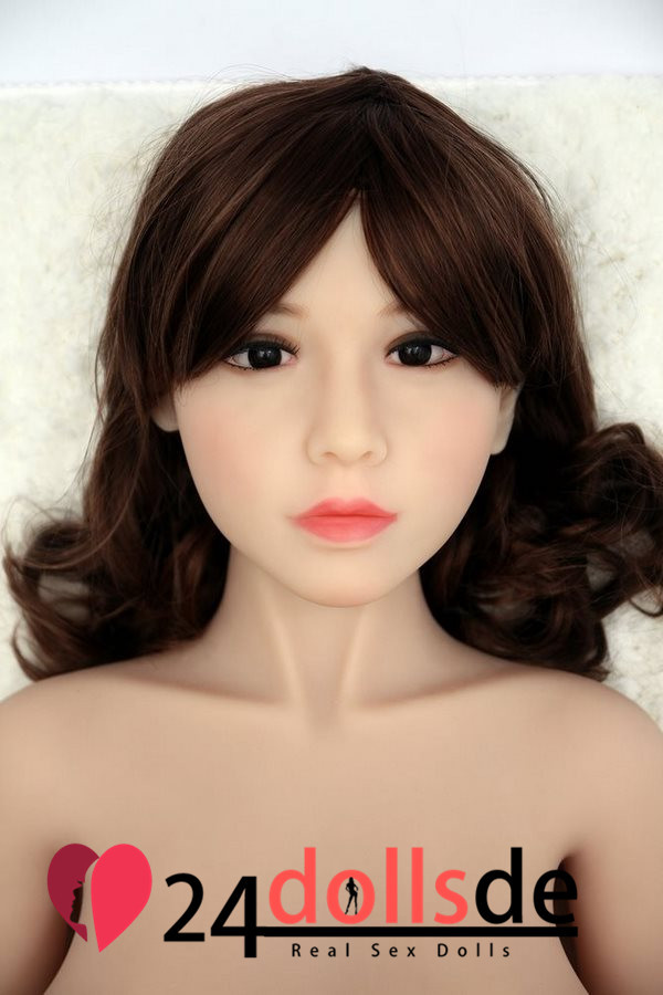 Deutsche Mittlere Brüste realdoll