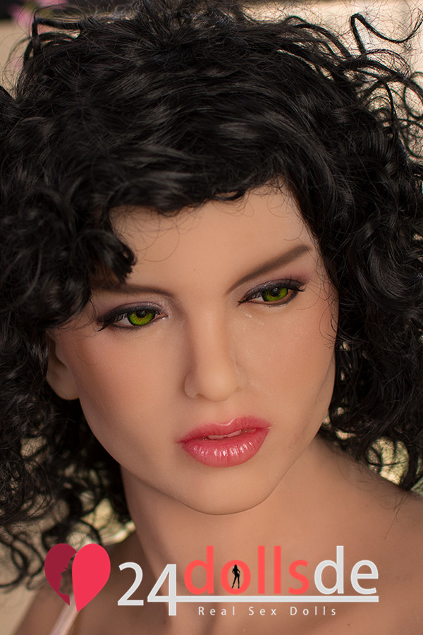 Daphne 165cm N-Cup