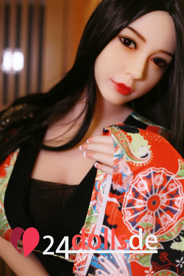 F-Cup real fuck doll TPE