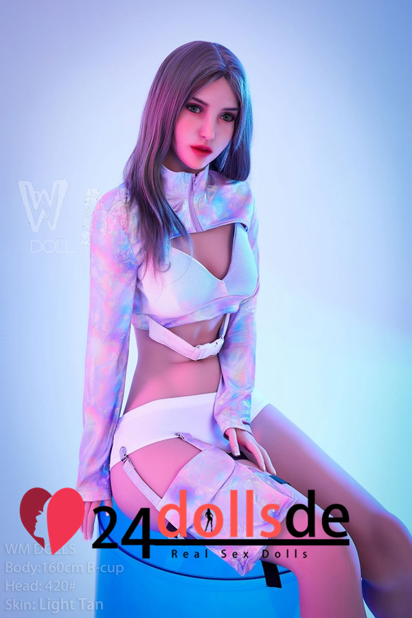 B-Cup real fuck doll Anissa