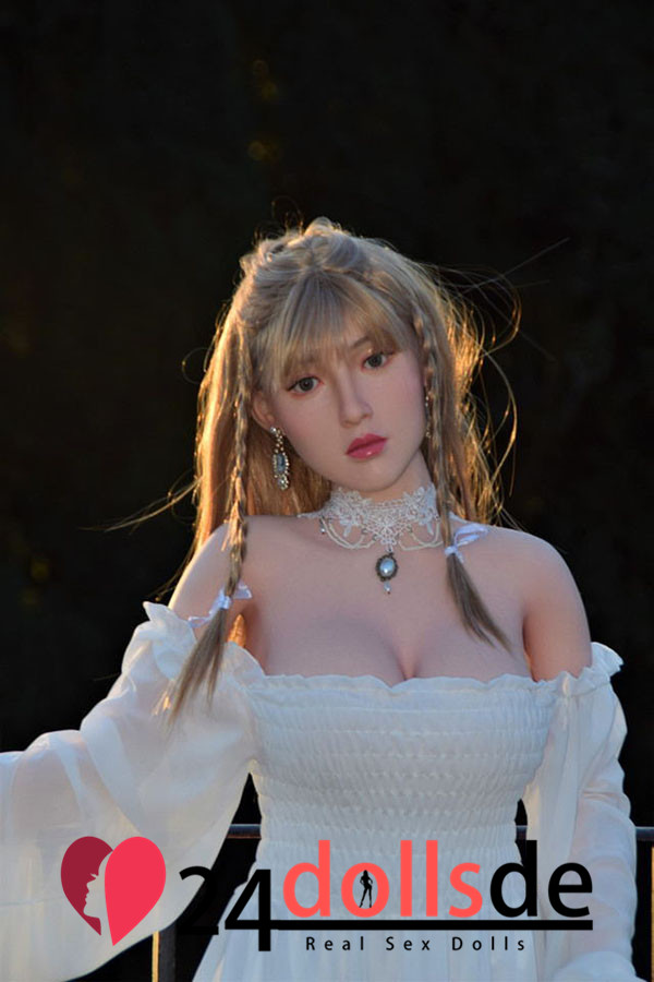 Sexpuppe Betty Real Doll