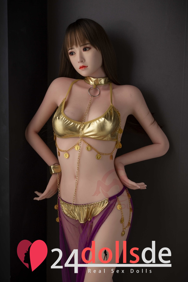 Teure FJ Doll Michela