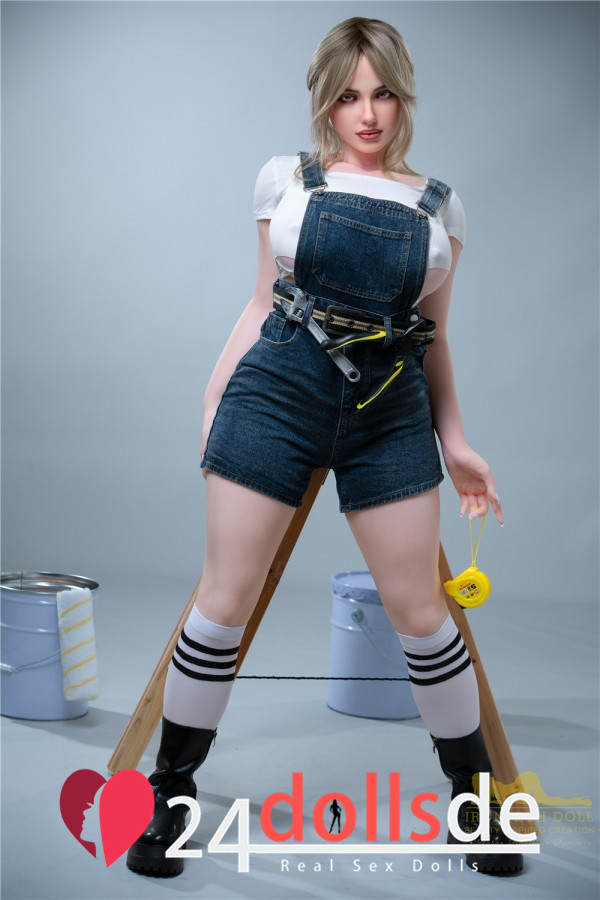 mit sexpuppe Maureen