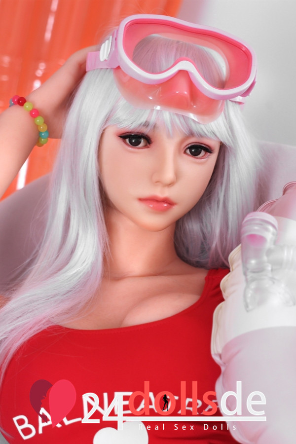 DL Doll Suri