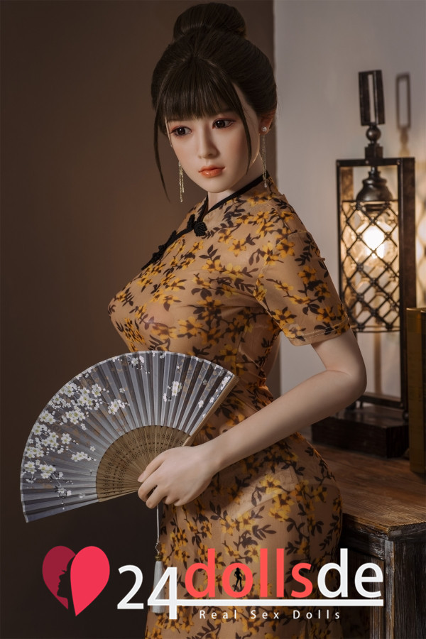 Delores DL Doll