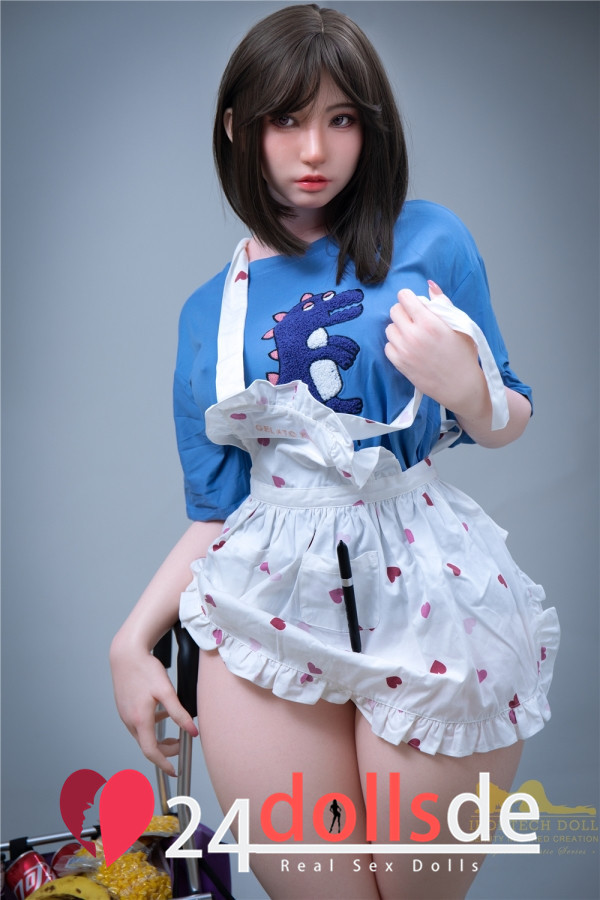 Asiatische Liebespuppe 164cm