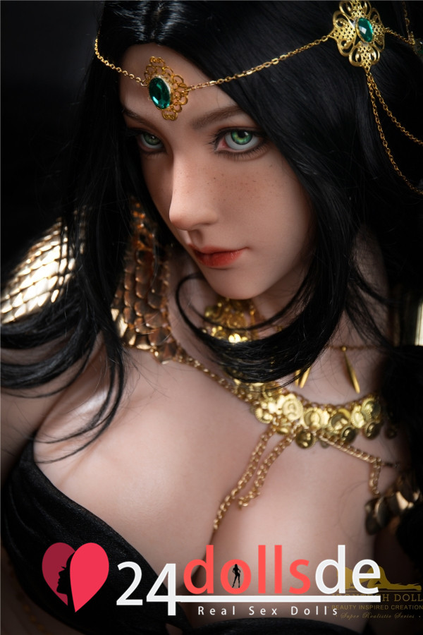 queen sex doll Gundula