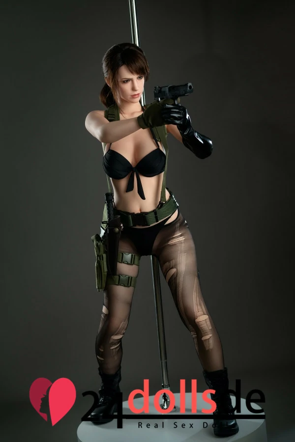 Quiet E-Cup Doll Sexpuppe