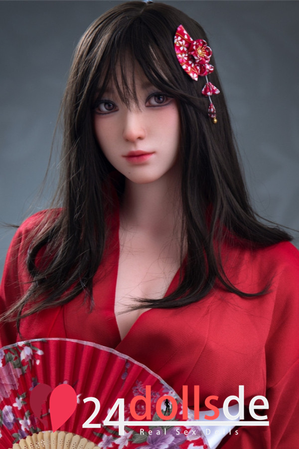 realistic sexpuppe Lilla
