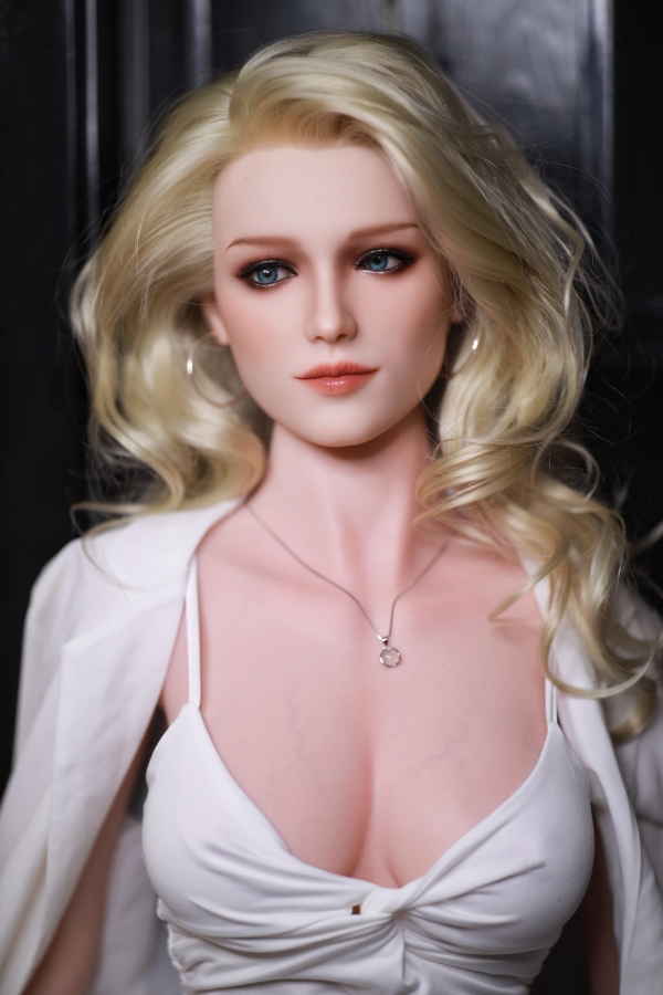 E-Cup realdoll Jaida