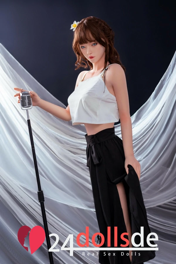 C-Cup Aisling