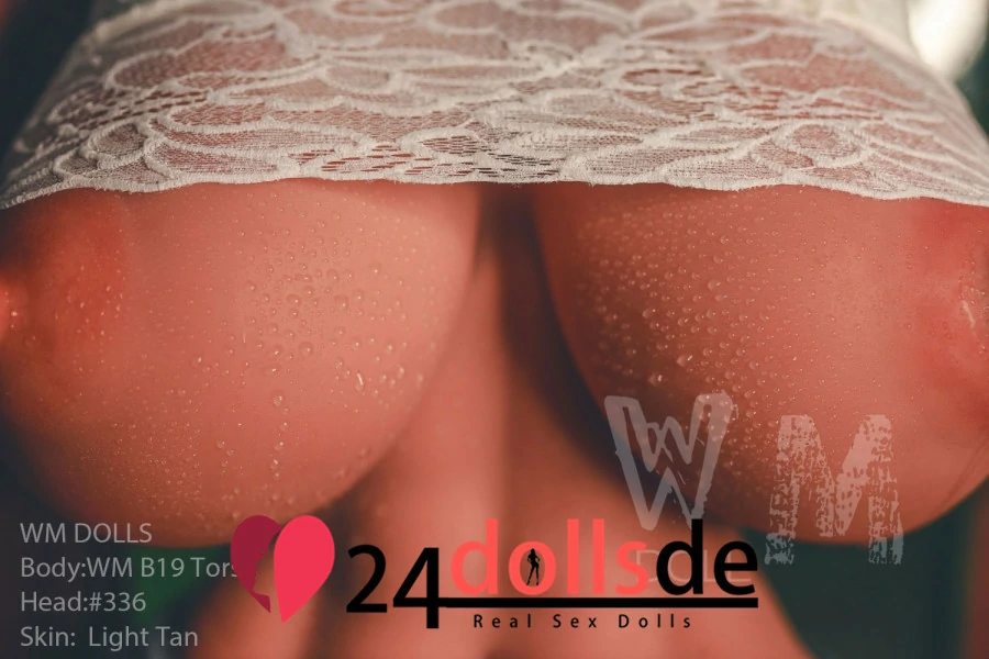 sex doll berlin Sextorso Leonie