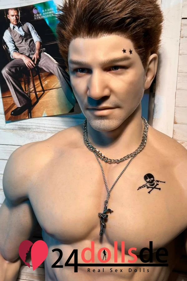 gefühlsechte sexpuppe Herman