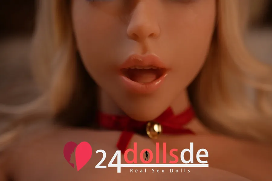 realistische sexpuppen Emma