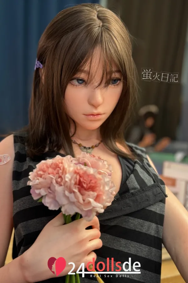 realistische sexpuppen Saeko