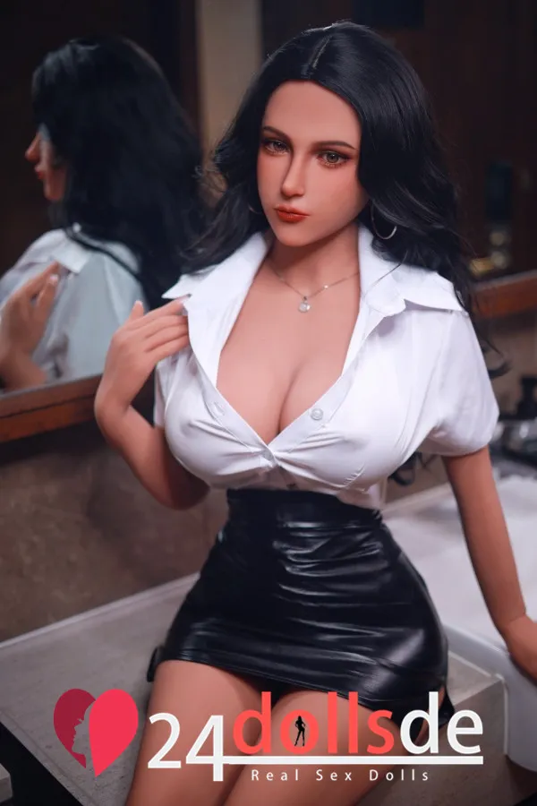 sex puppe asiatisch