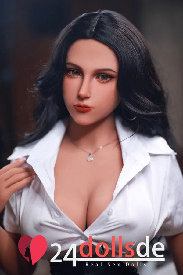 sexpuppe doll