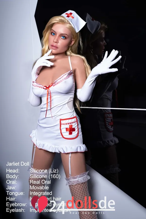 hyper realistic sex doll