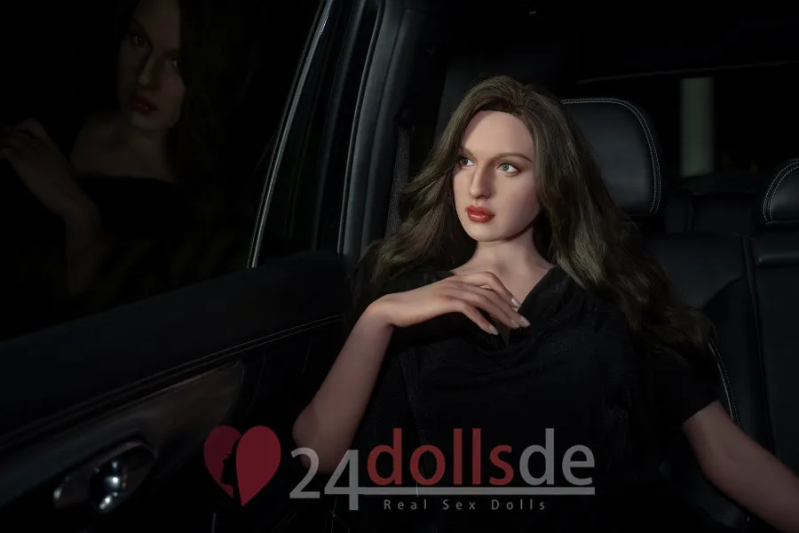 realistische sexpuppen Camille