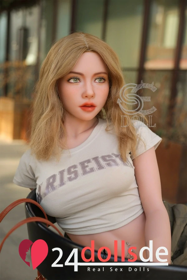 doll sex puppe Lourie
