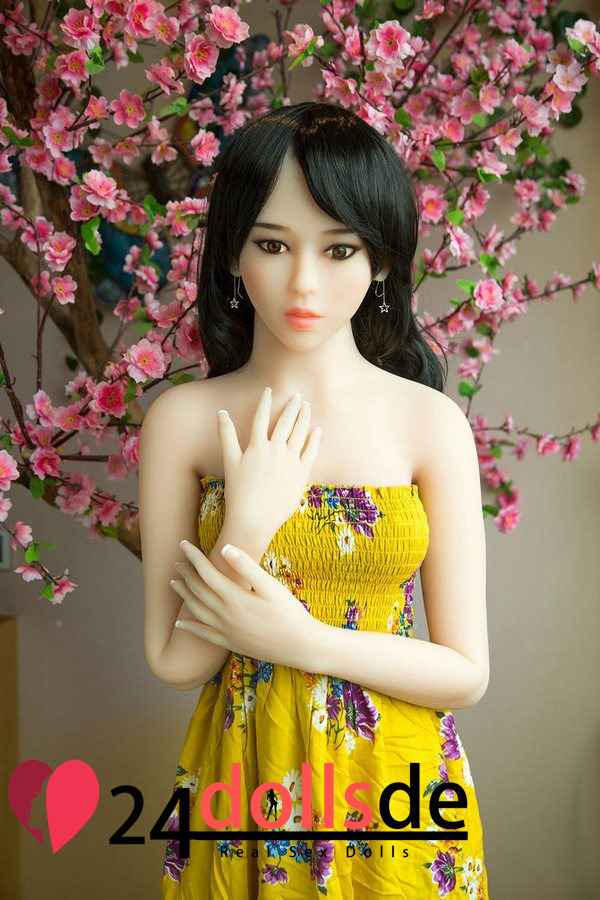 B-Cup doll sexpuppen
